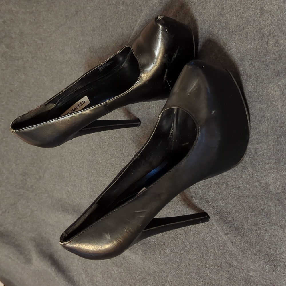 Steve Madden Platform Black Stiletto Pumps Size 9